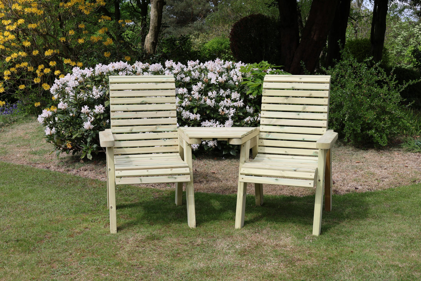 Ergo Love Seats Angled