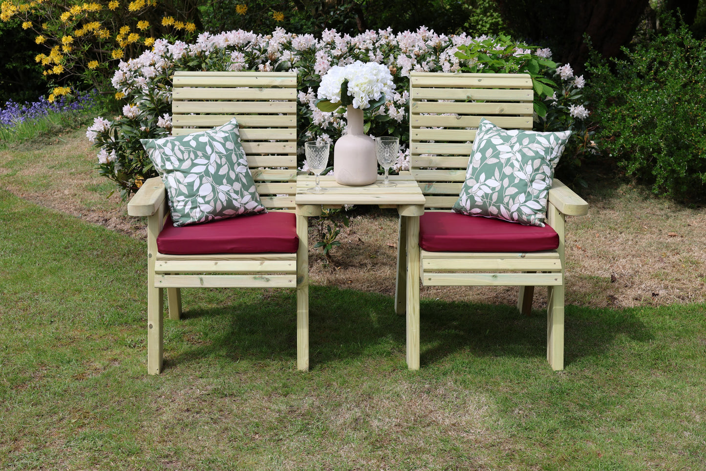 Ergo Love Seats Square