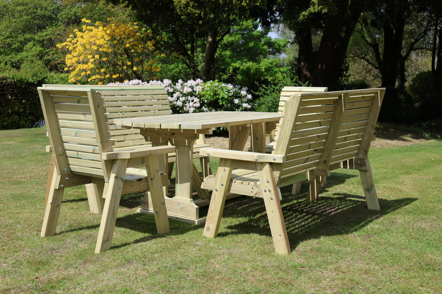 Ergo 8 Seat Round Table Set