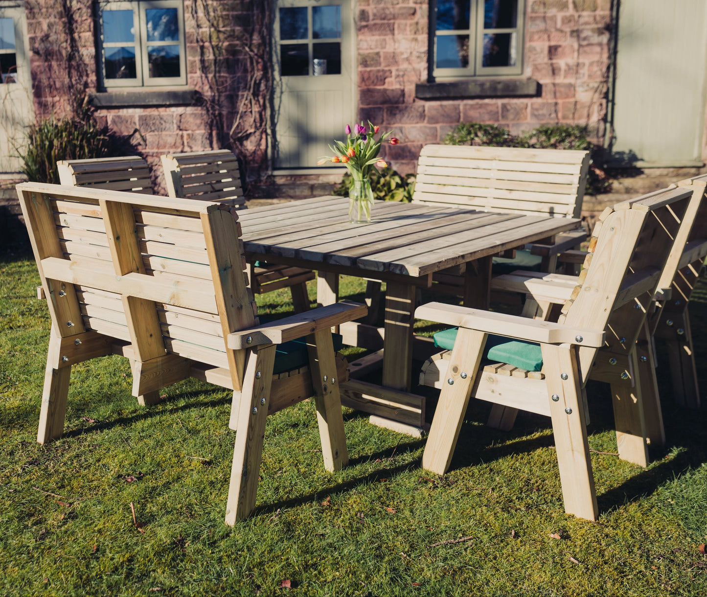 Ergo 8 Seater Square Set 4Xc 2Xb