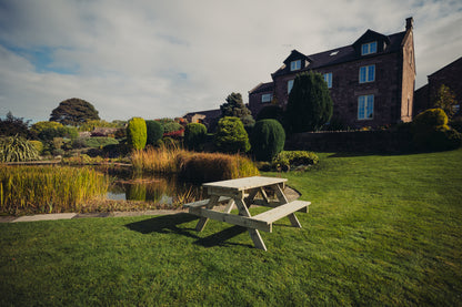 Traditional Picnic Table - 1395mm