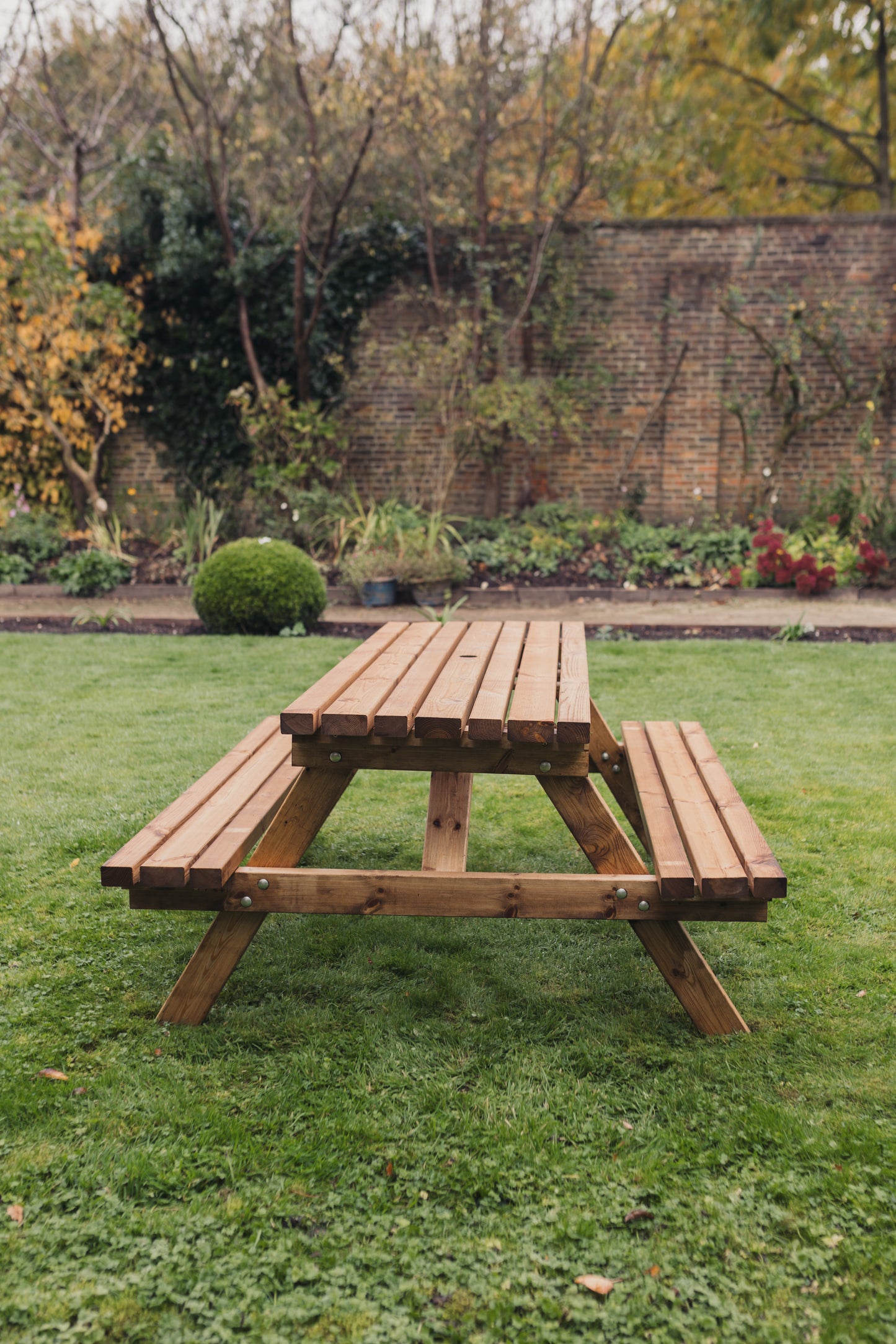 Valley Deluxe Picnic Table - 1800mm