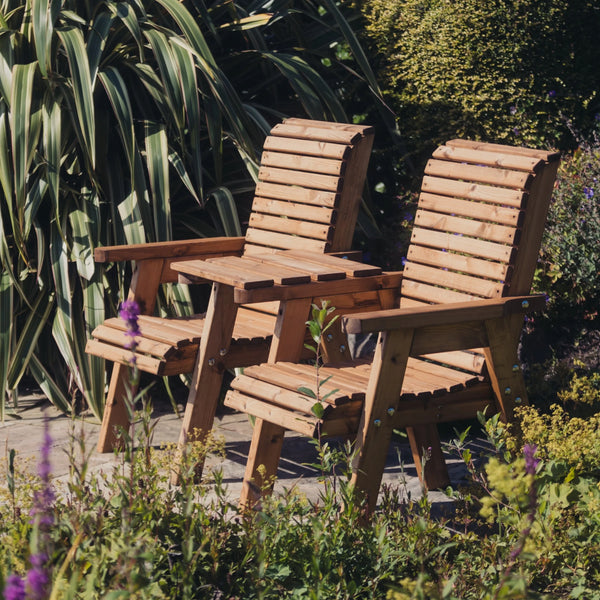 Valley Love Seat Square